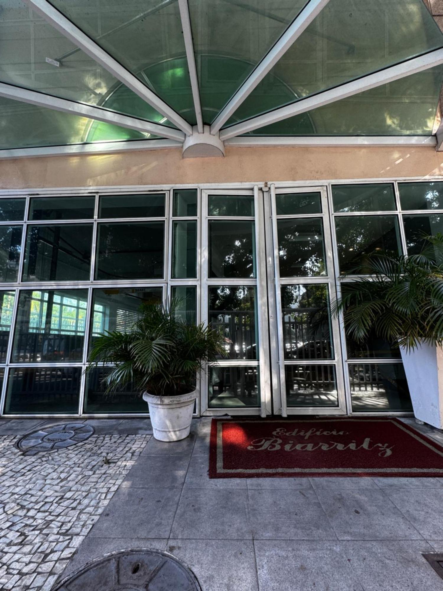 Apartamento Duplex Leblon Com Garagem Vista Cristo - 1 Rio de Janeiro